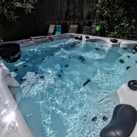Istra With Jacuzzi Сasa de vacaciones *