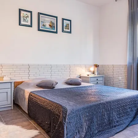 別荘 Istra With Jacuzzi