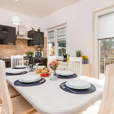 Istra With Jacuzzi 別荘 メドゥリン