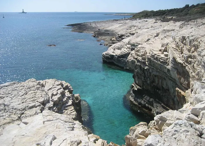 Istra With Jacuzzi Vikendica Medulin