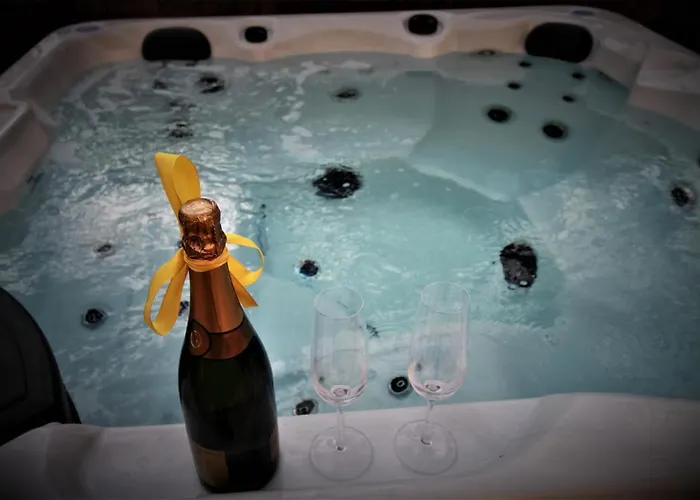 Istra With Jacuzzi Vikendica