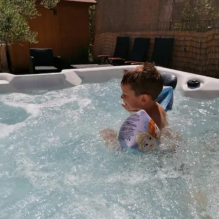 Holiday home Istra With Jacuzzi