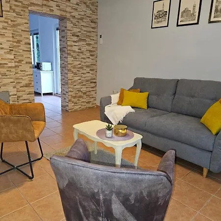 Istra With Jacuzzi Medulin