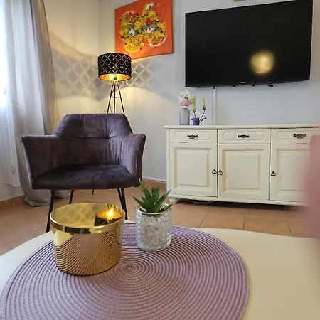 Istra With Jacuzzi Μεντουλίν