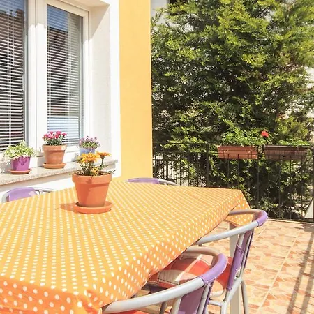 Holiday home Istra With Jacuzzi Medulin