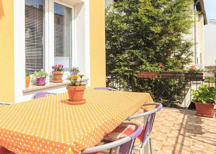 Σπίτι διακοπών Istra With Jacuzzi Μεντουλίν