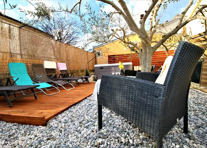 Istra With Jacuzzi Σπίτι διακοπών