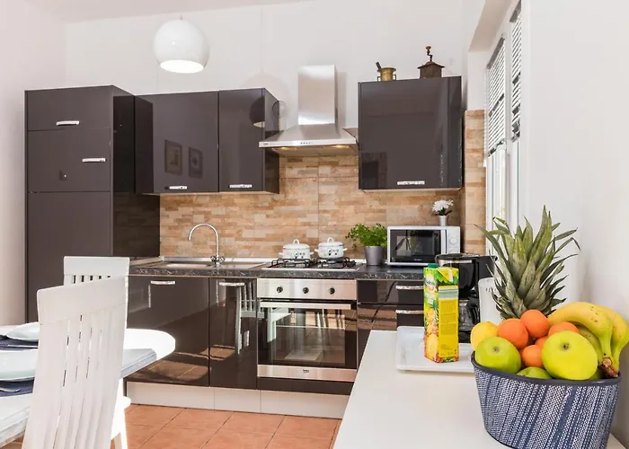 Istra With Jacuzzi *