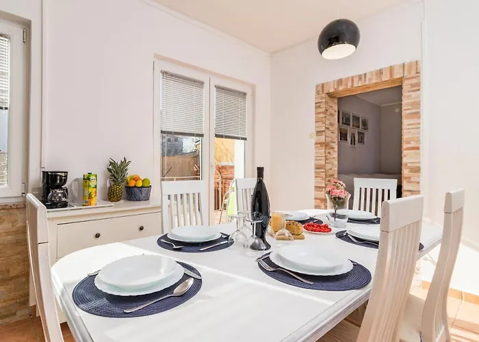 Istra With Jacuzzi Σπίτι διακοπών